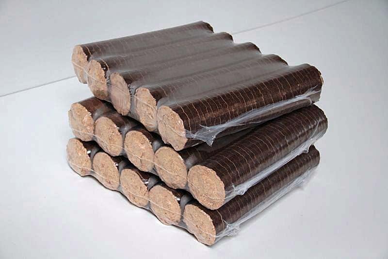Hardwood briquettes